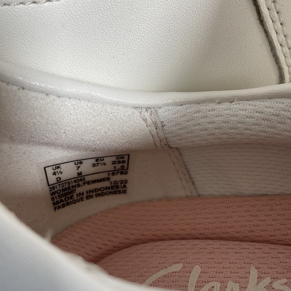 Clarks Women's Layton Rae Leather Sneakers Sz 7 White Zipper - Picture 6 of 10